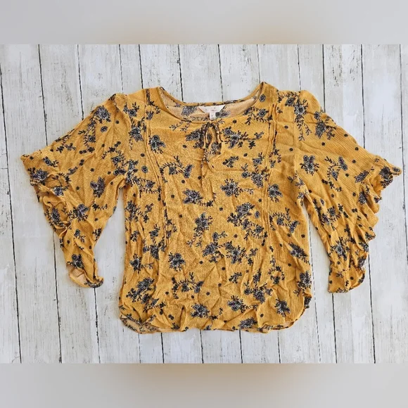 Lauren Conrad Mustard Yellow Floral Crinkle Flutter Ruffle Bell Sleeve Top Tie - Picture 2 of 10